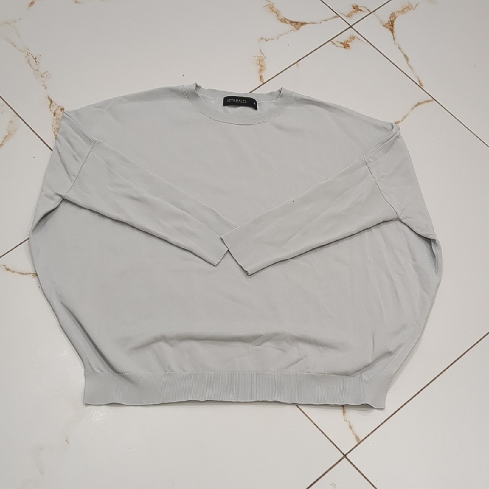 Apparel Size Medium Oversized Sky Blue Drop Sleeve Crewneck Sweater